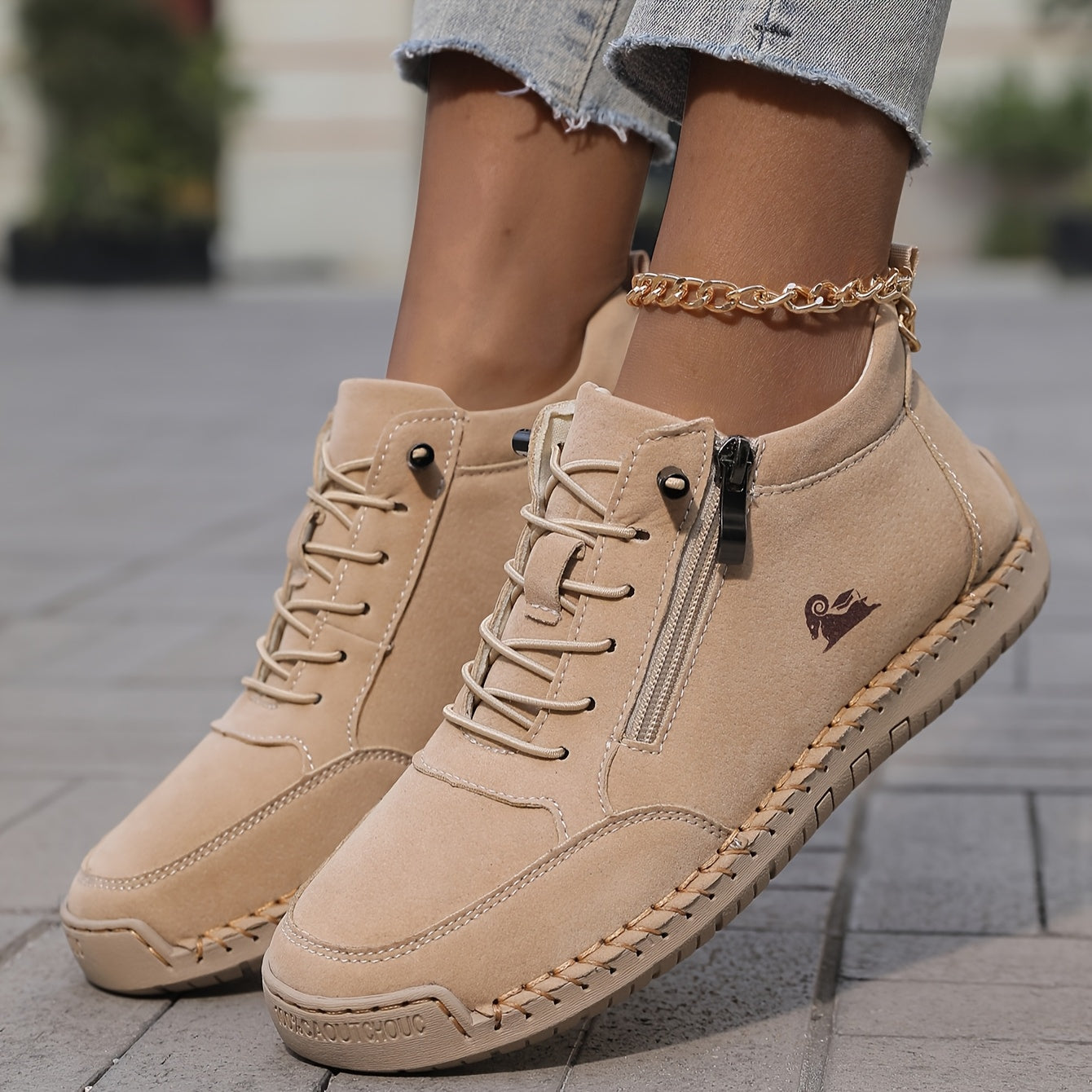 Mila — Comfortable Trainers with side zip