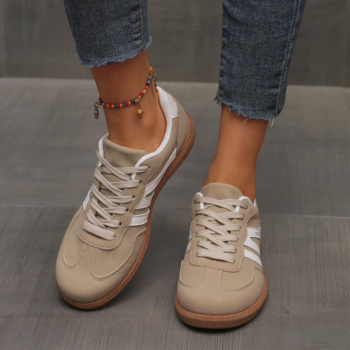 Deliza | Orthopaedic Trainers