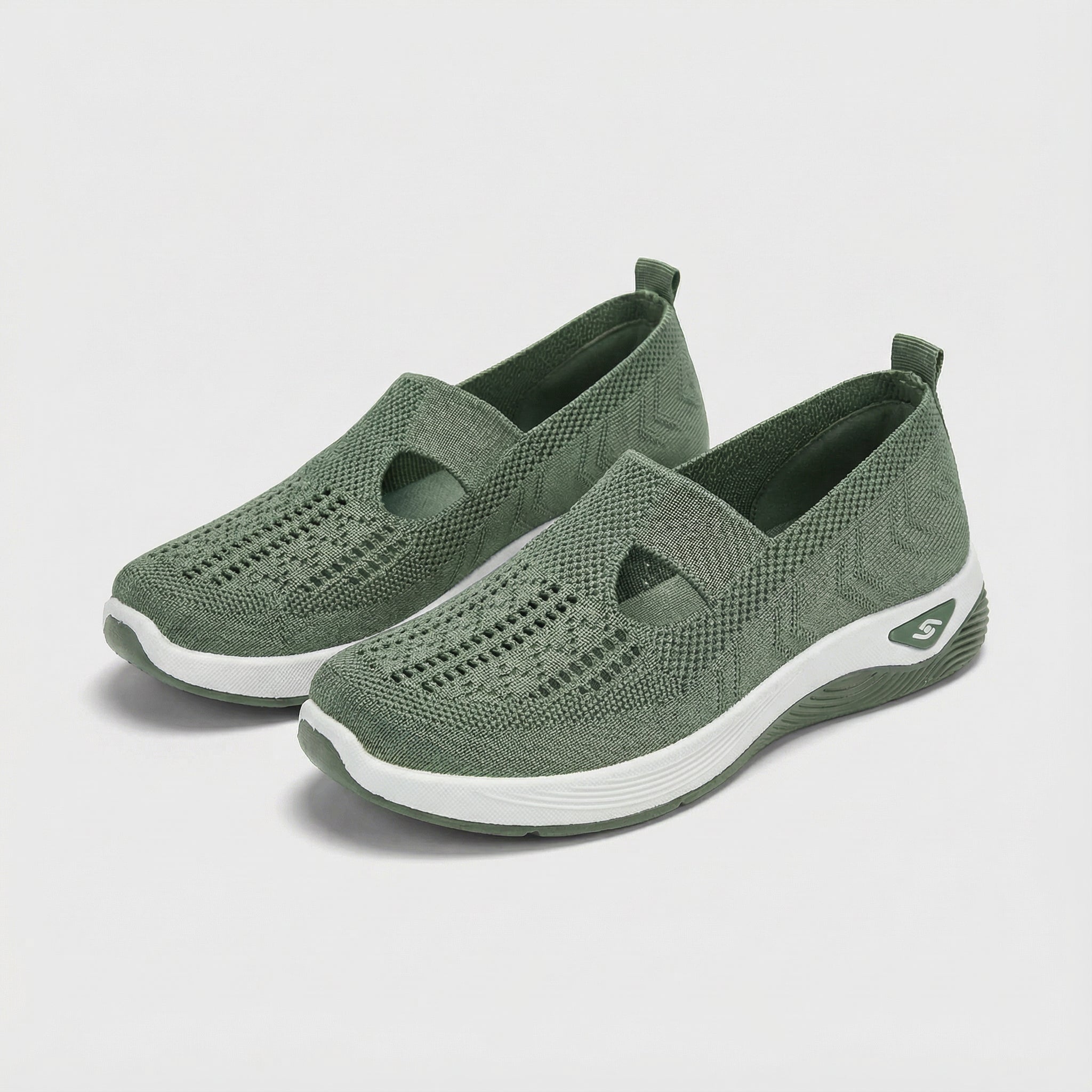 Carry™ Orthopedic slip-on shoes