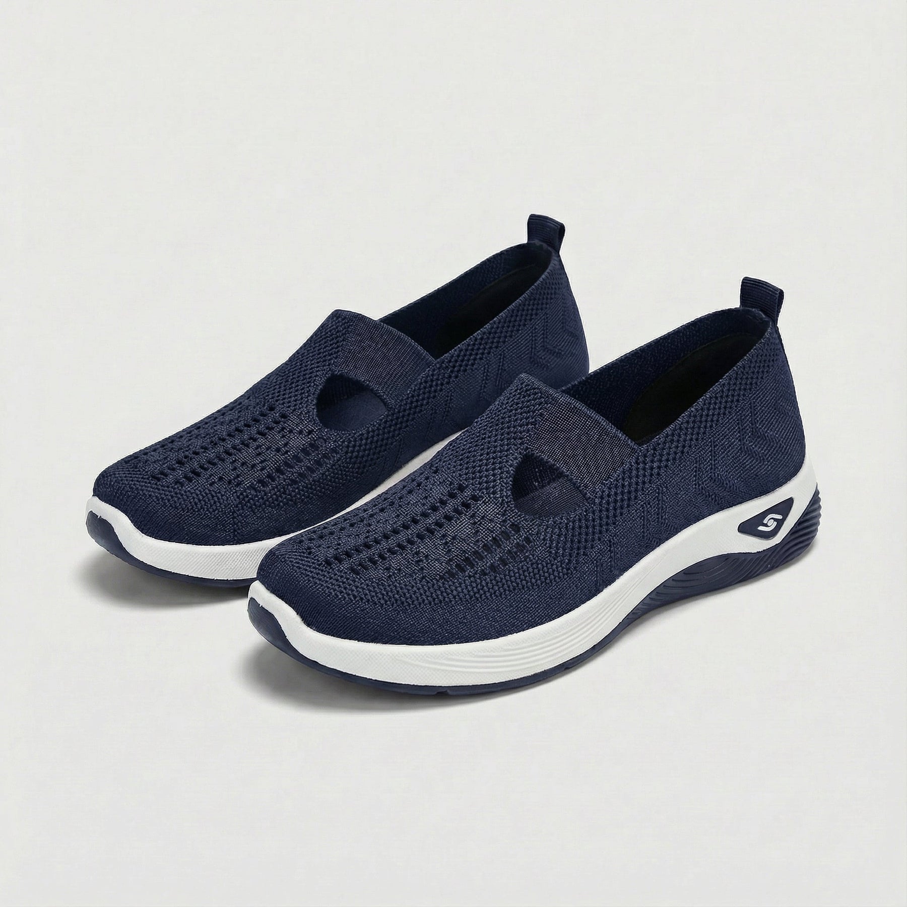 Carry™ Orthopedic slip-on shoes