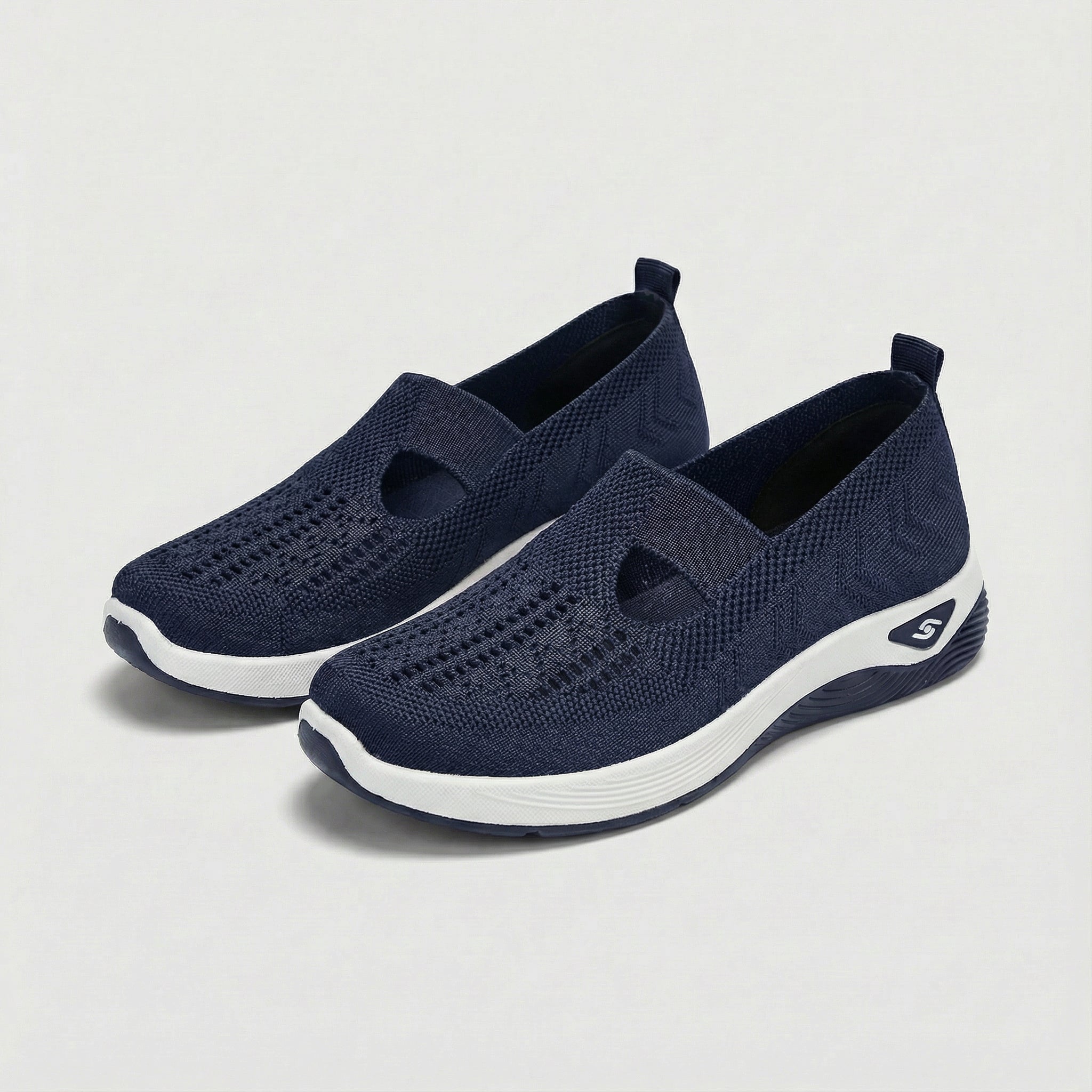 Carry™ Orthopedic slip-on shoes